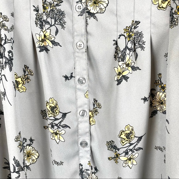 Torrid Gray Floral Babydoll Button Down Tunic EUC - Picture 6 of 13